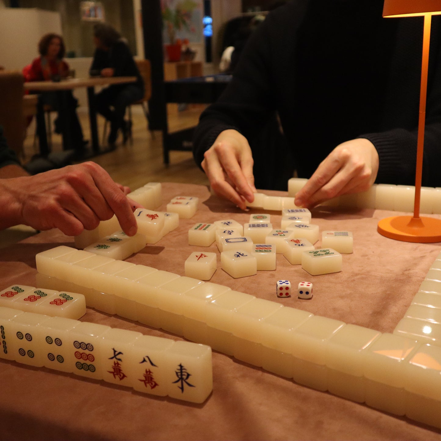 TILES & TALK - Dutch Language Café